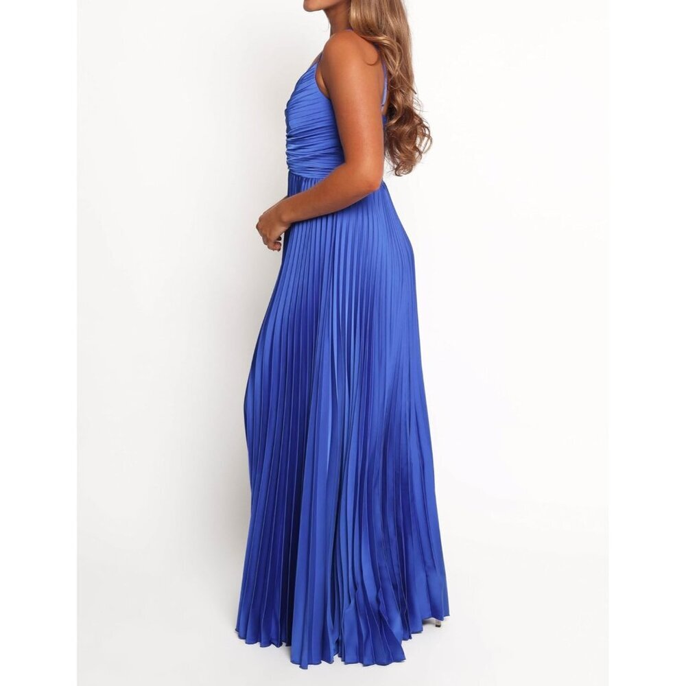 Women's A-blue Polyester Pleated Adjustable Spaghetti Strap Maxi Dress - Picture 2 of 4